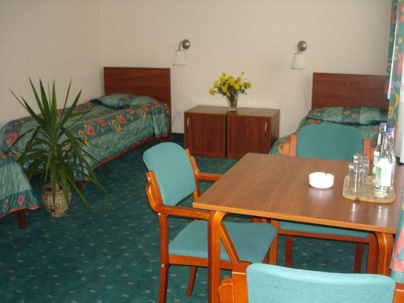 Wielka Wies  Parkhotel Economic מראה חיצוני תמונה