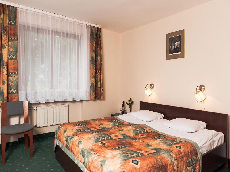 Wielka Wies  Parkhotel Economic מראה חיצוני תמונה