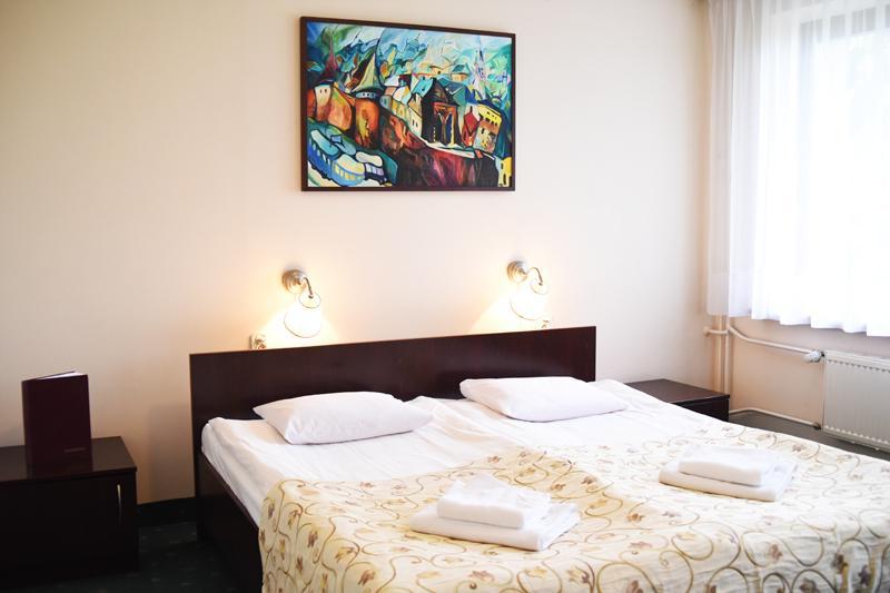 Wielka Wies  Parkhotel Economic מראה חיצוני תמונה